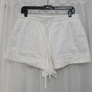 Universal Thread White Linen High Rise Pull-On Shorts - Women’s Size Medium